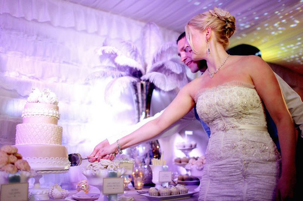Aurora Inn Wedding by Binaryflips Photography 14